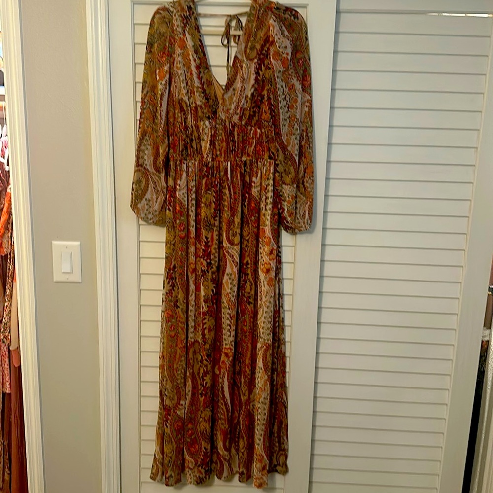 Never worn NWOT floral Maxi dress